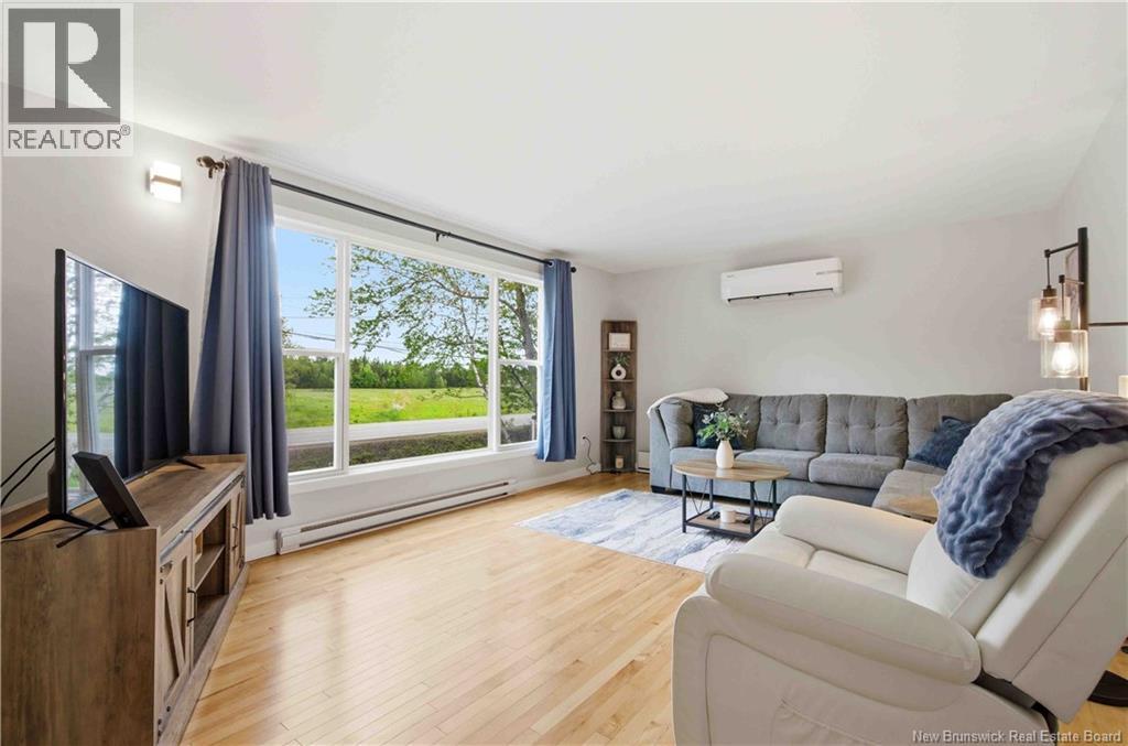 23 Nevers Road - 26
