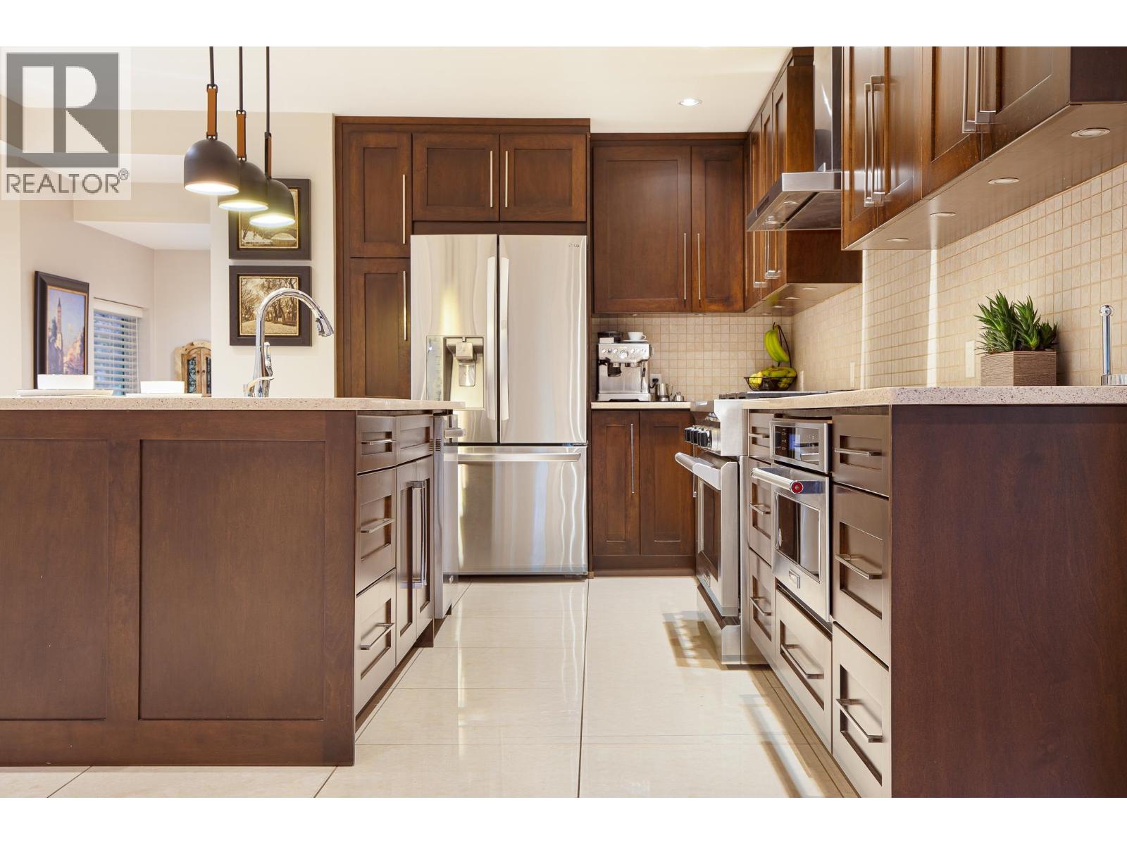 3973 BRAEMAR PLACE, North Vancouver