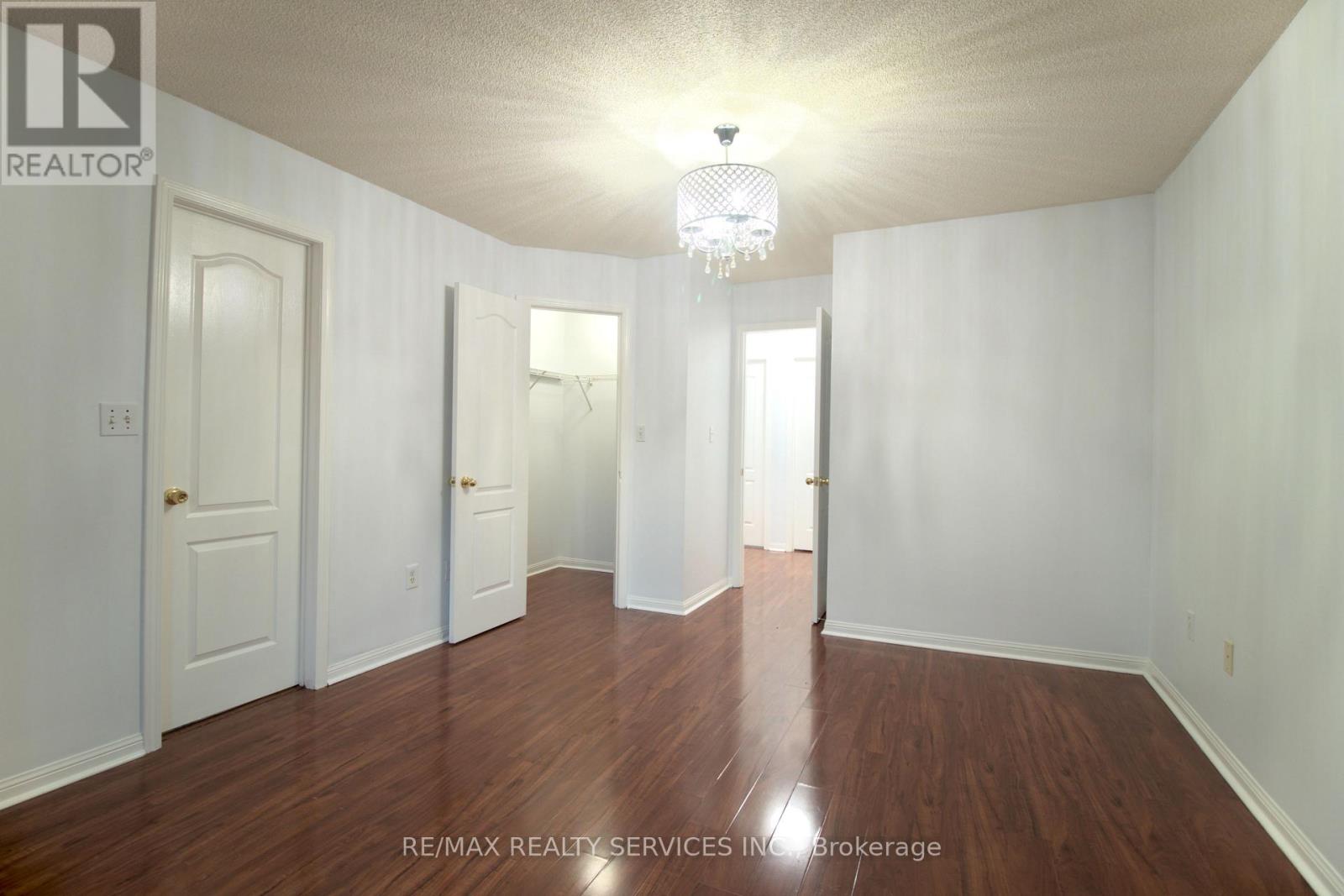 30 - 80 ACORN PLACE