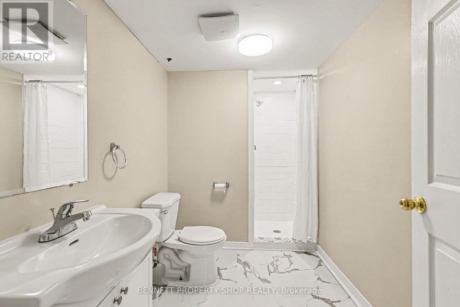 8 Bed, 2 Bath House for Sale in Ottawa – 1308 RUSTIC DRIVE, Ottawa – MLS# X13242120 - Image 26