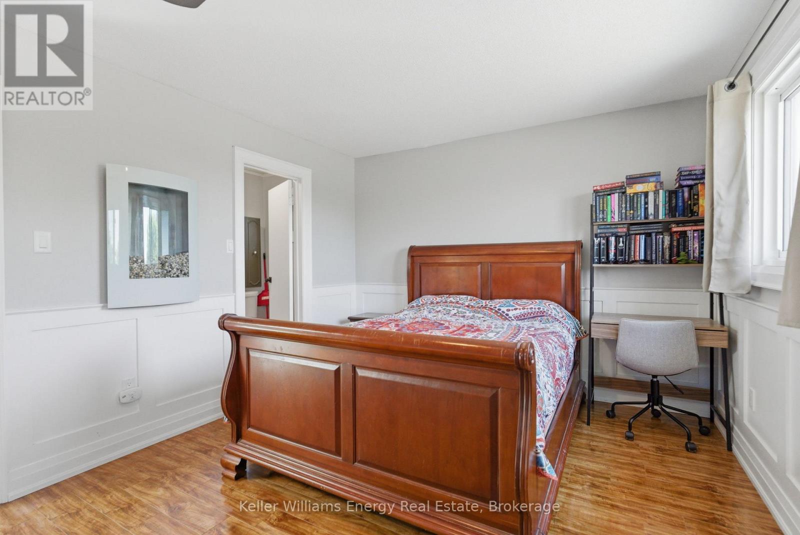 683 GRANDVIEW DRIVE - 37