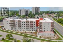 301 Westmount Road W, Kitchener, ON N2M1S3 Photo 26