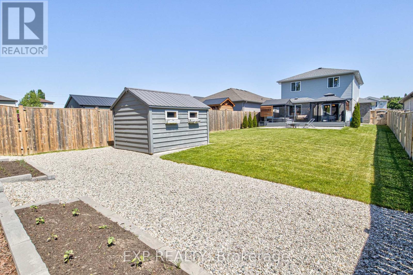 18 MINLER STREET - 44