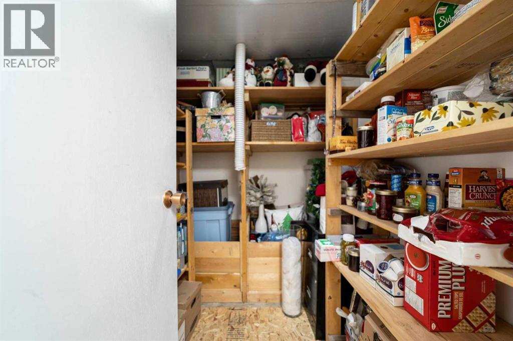 4404 49 Street — photo 39