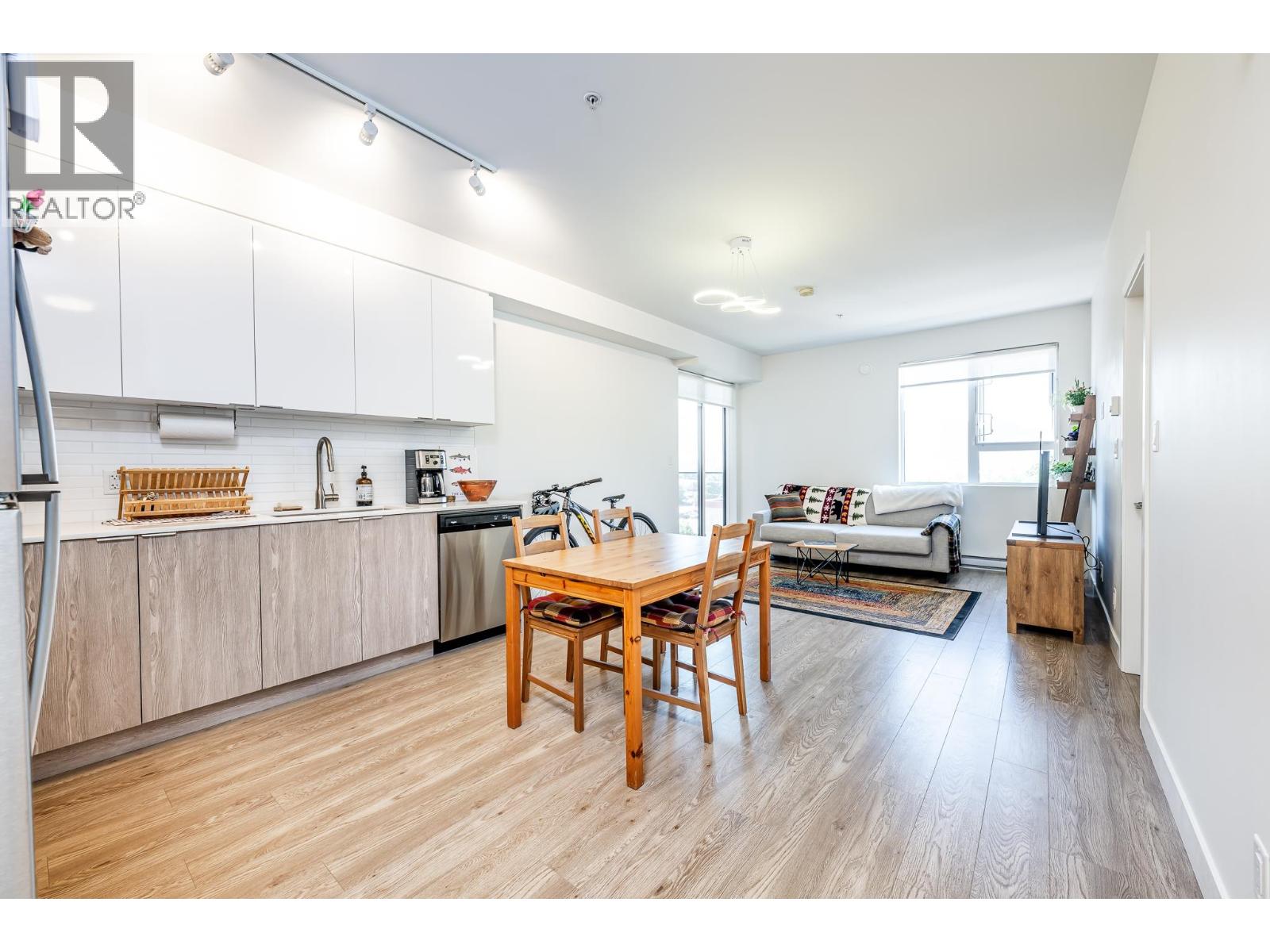 602 37881 CLEVELAND AVENUE, Squamish