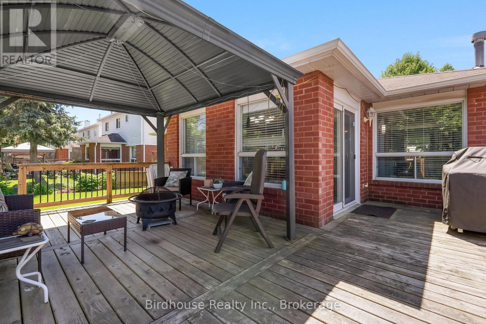 96 FOSTER CREEK DRIVE - 31