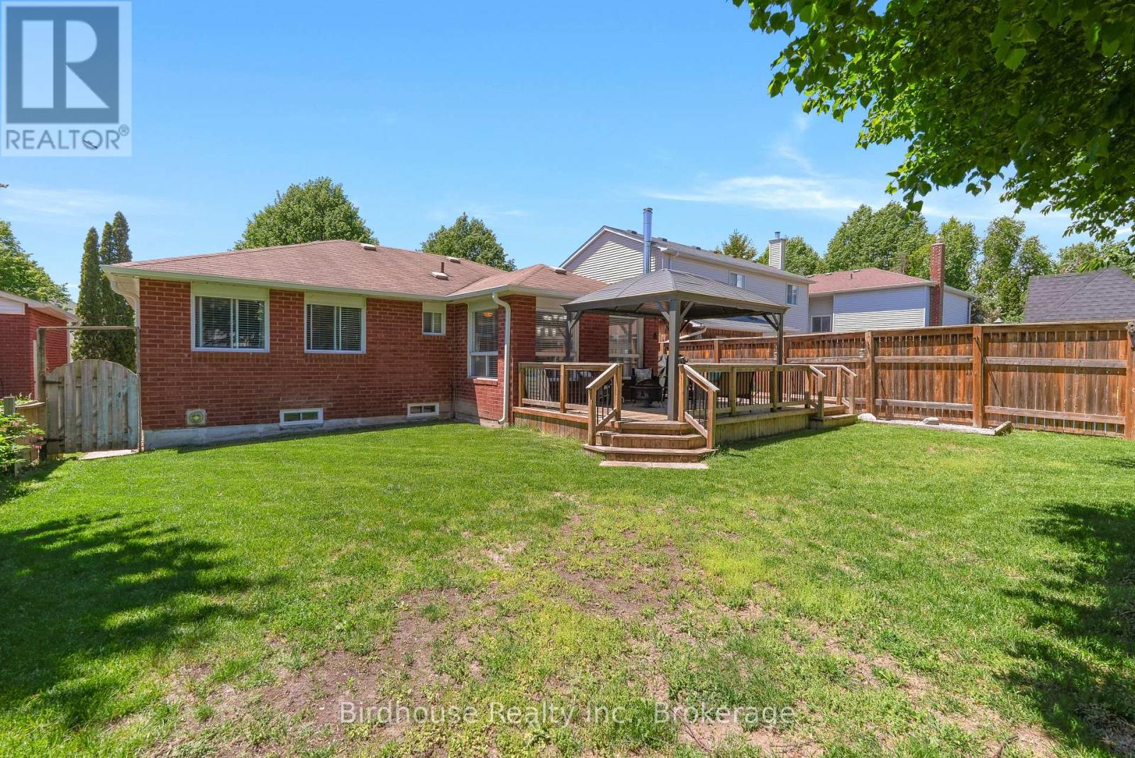 96 FOSTER CREEK DRIVE - 33
