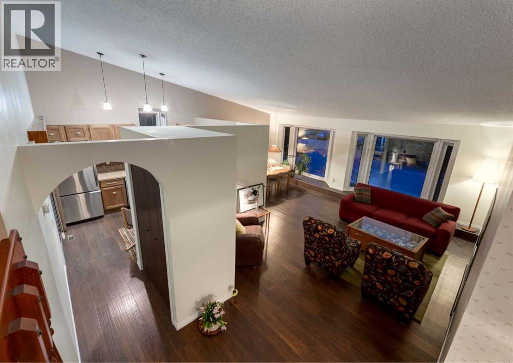 63 Brookpark Crescent SW - 18