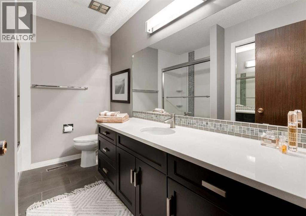 63 Brookpark Crescent SW - 33