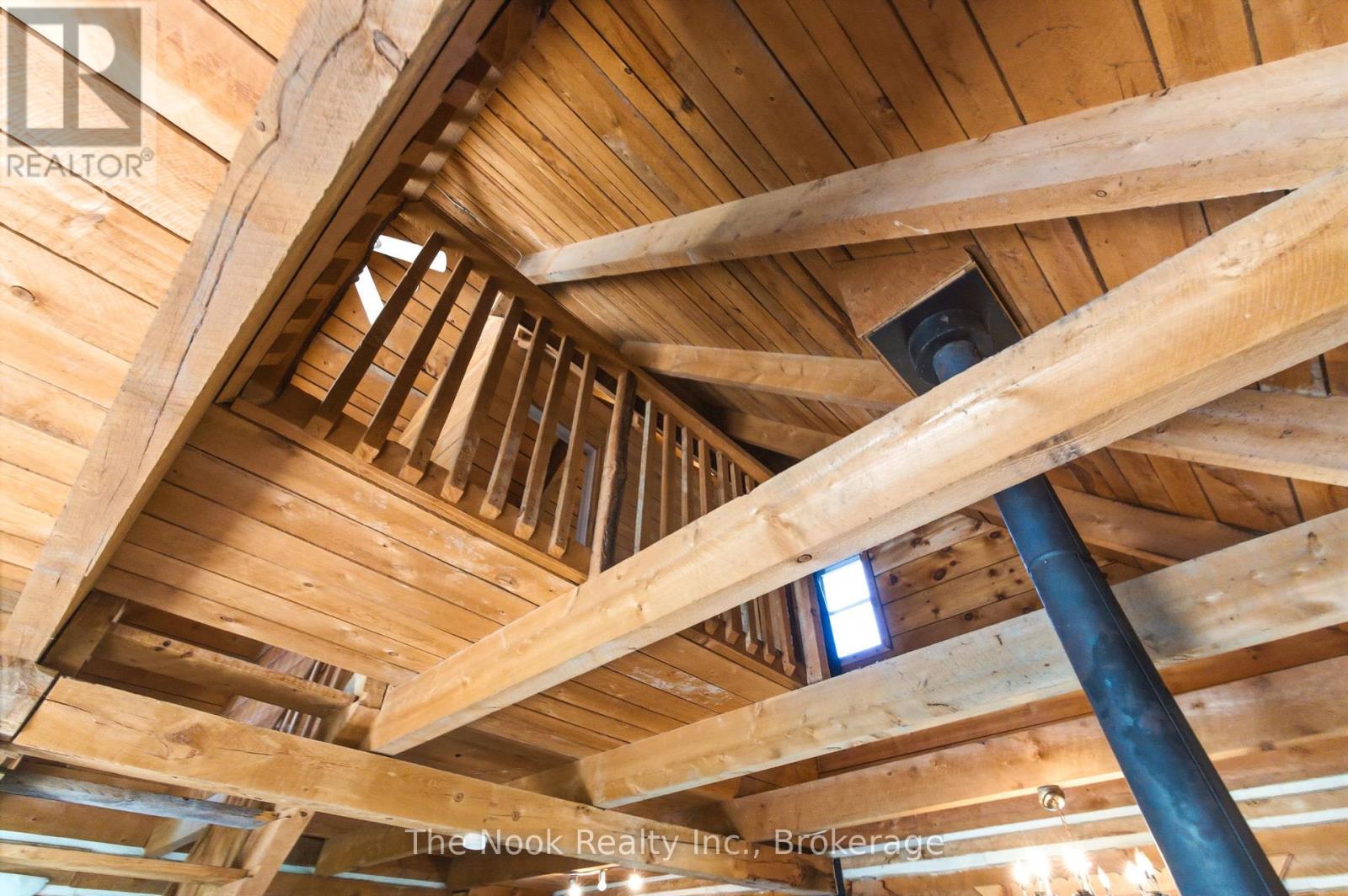 493 ISLAND VIEW ROAD - 22