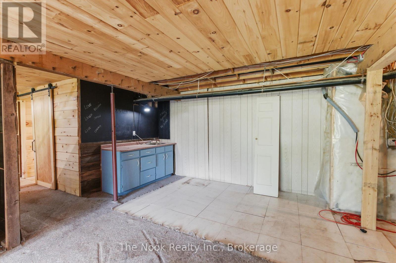 493 ISLAND VIEW ROAD - 31