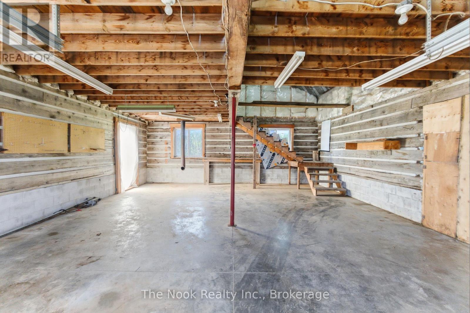 493 ISLAND VIEW ROAD - 36