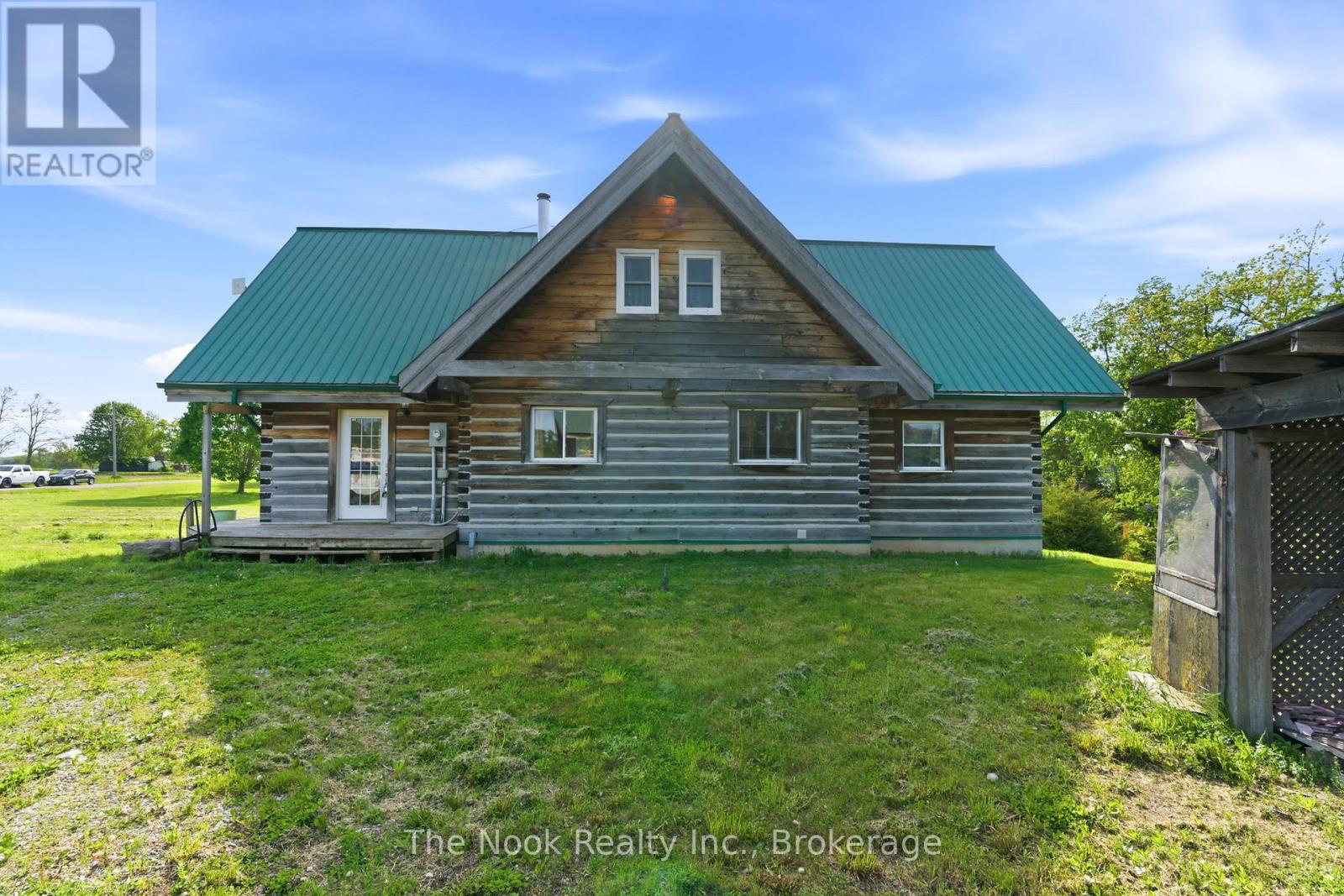 493 ISLAND VIEW ROAD - 4