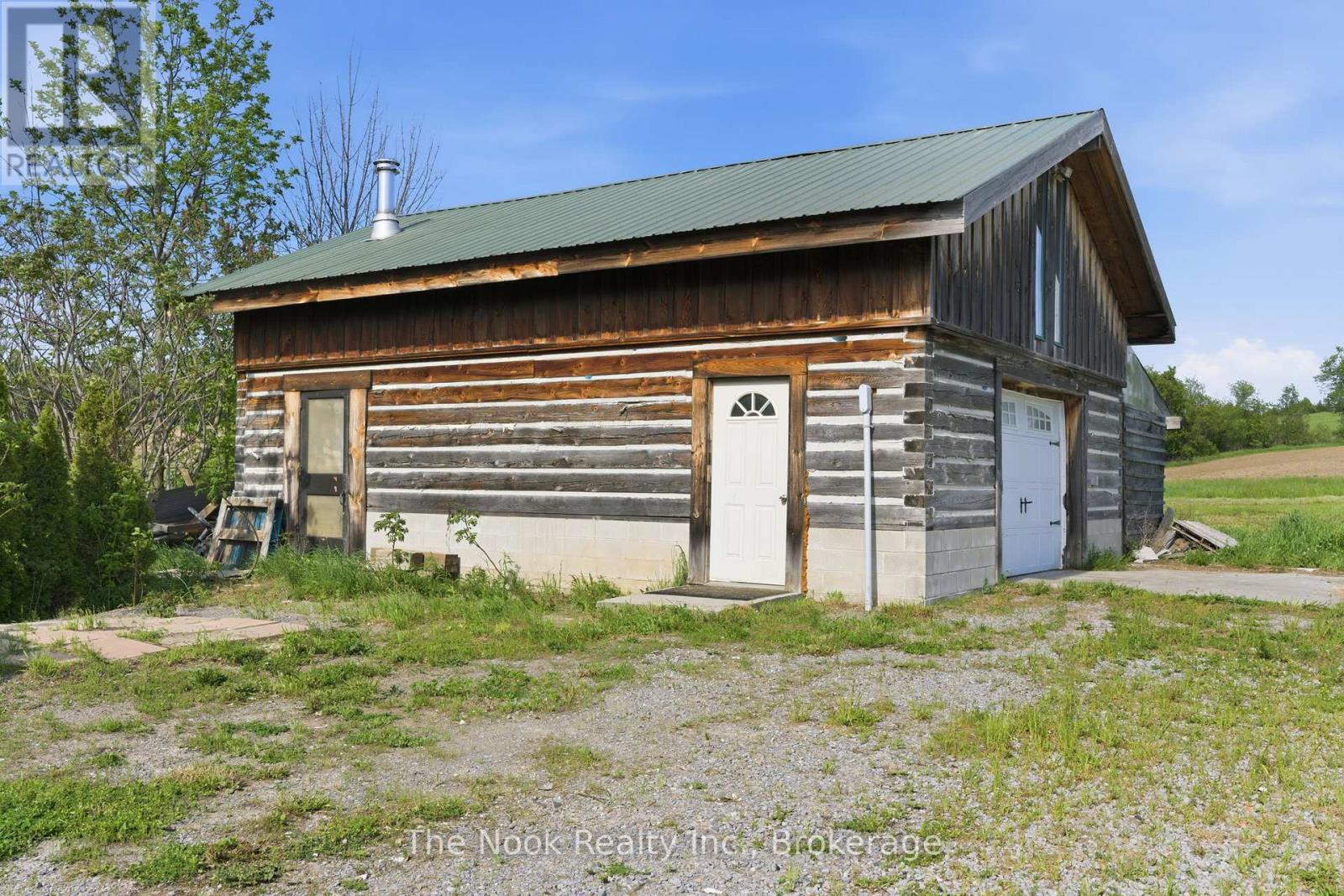 493 ISLAND VIEW ROAD - 5