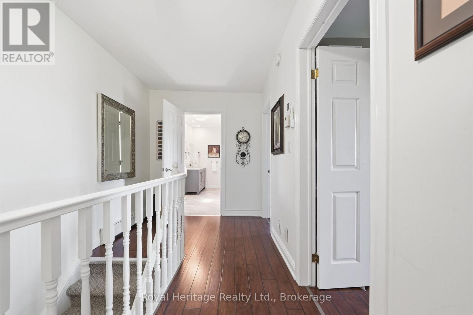 232 FARNHAM ROAD - 21