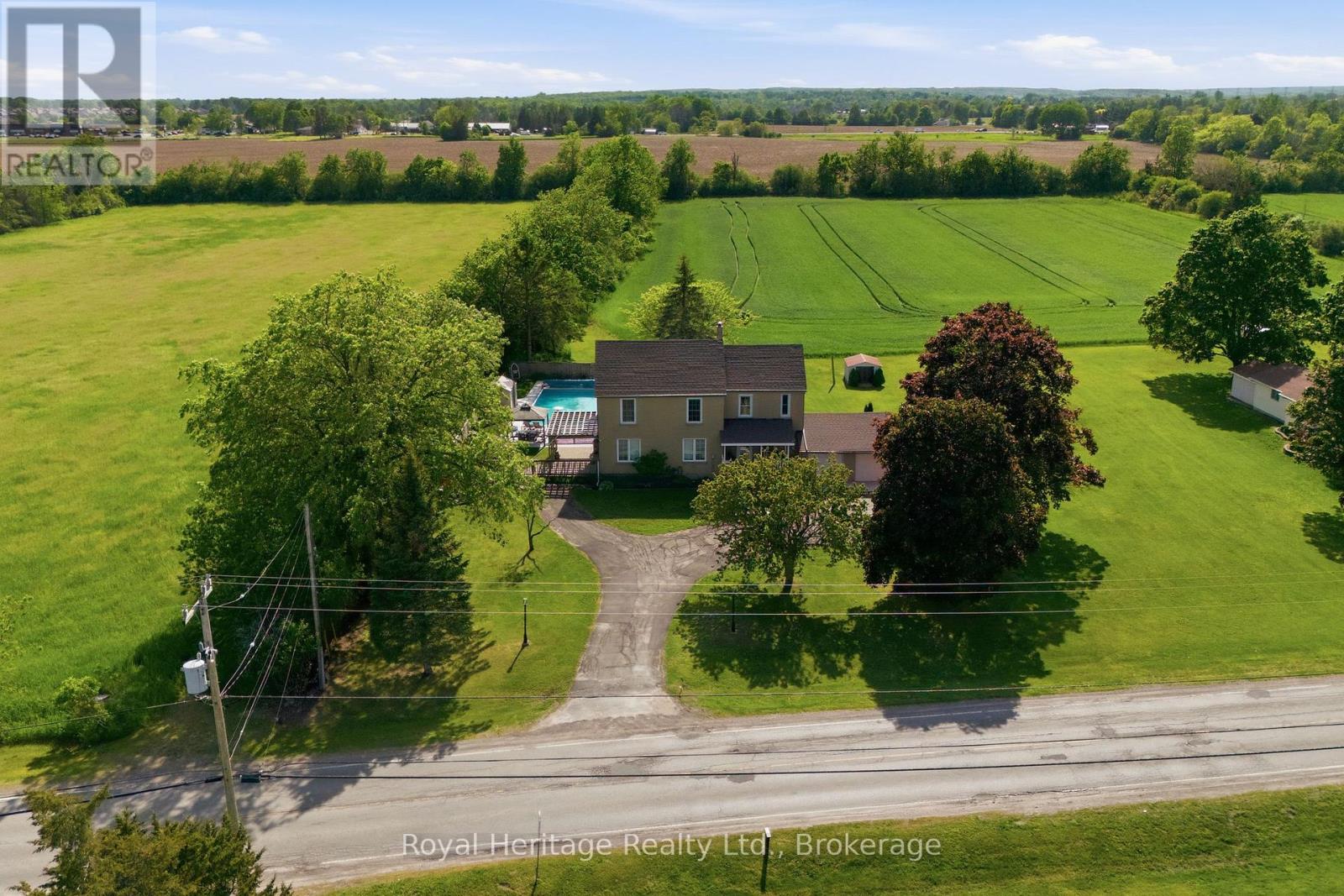 232 FARNHAM ROAD - 46