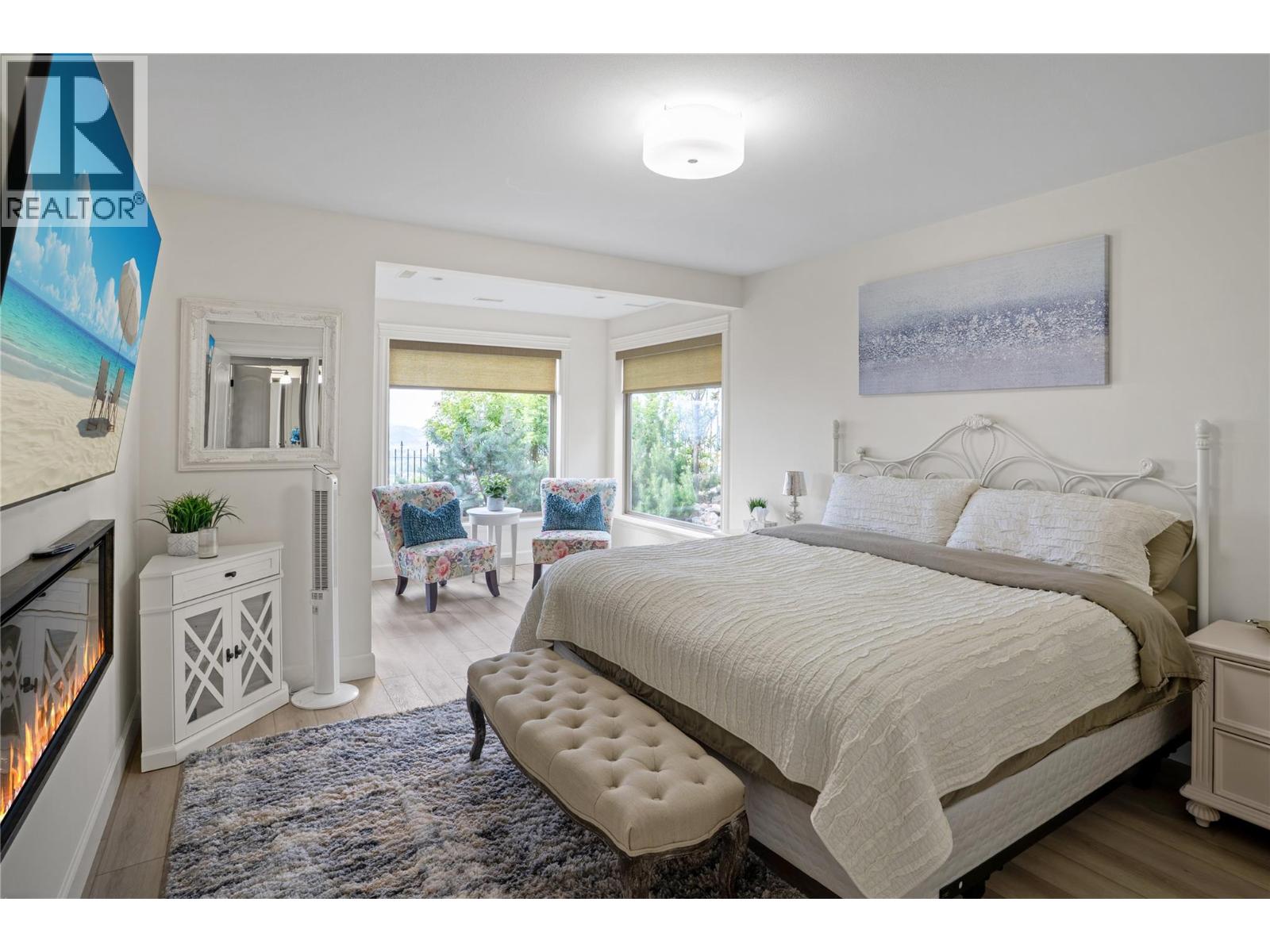  990 Hewetson Avenue, Kelowna