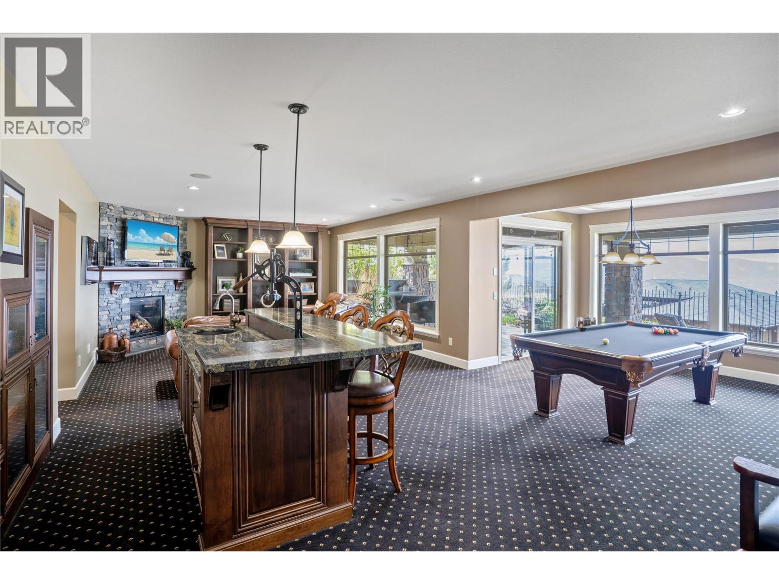 990 Hewetson Avenue - 40