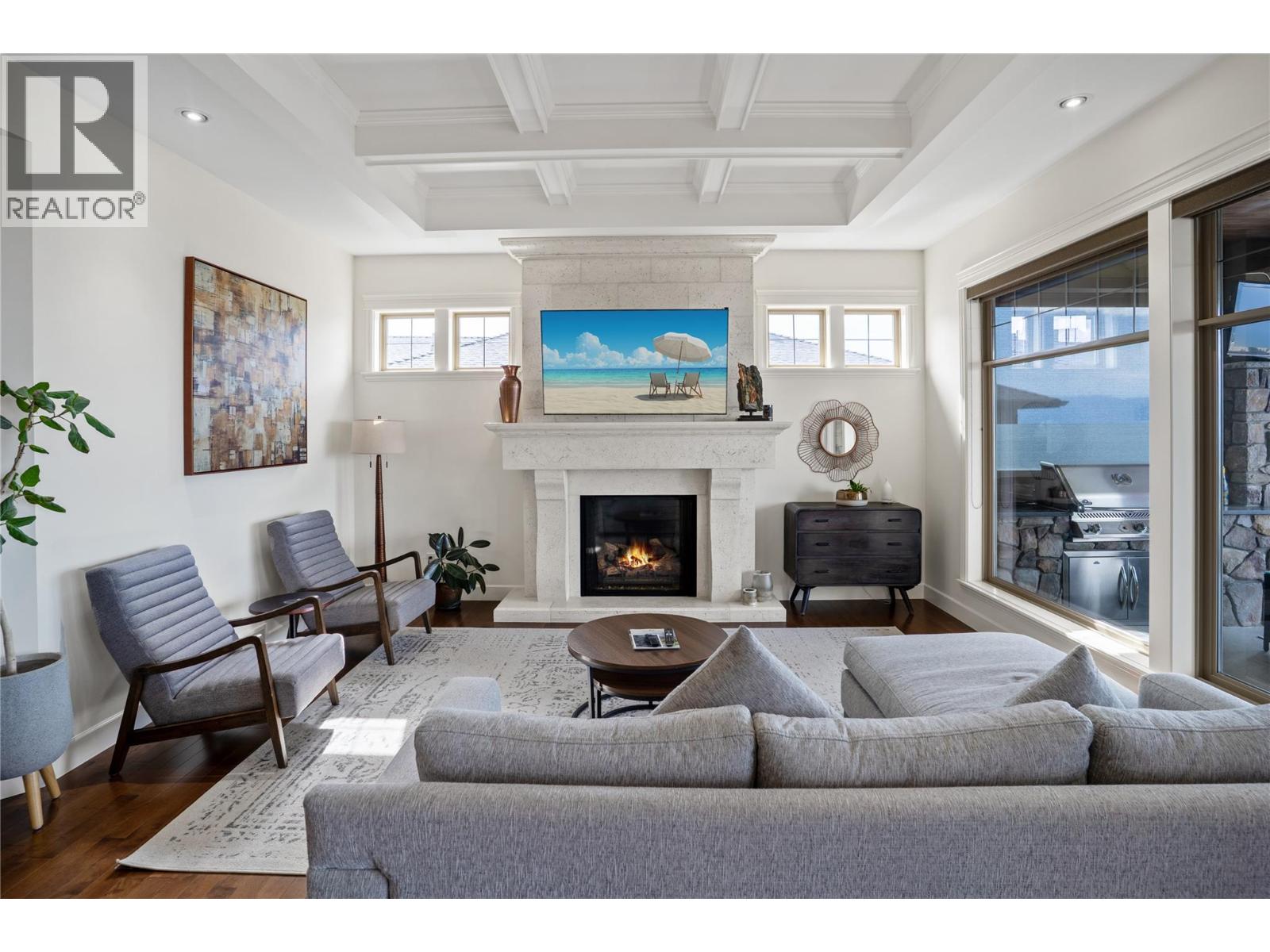 990 Hewetson Avenue - 5