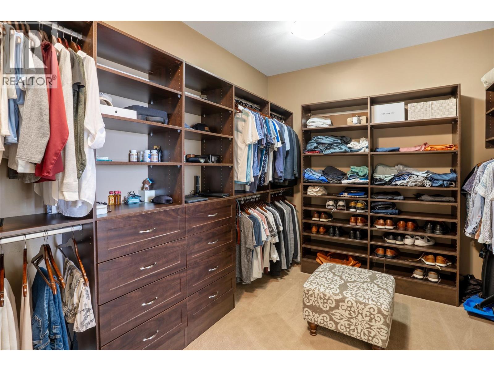  990 Hewetson Avenue, Kelowna