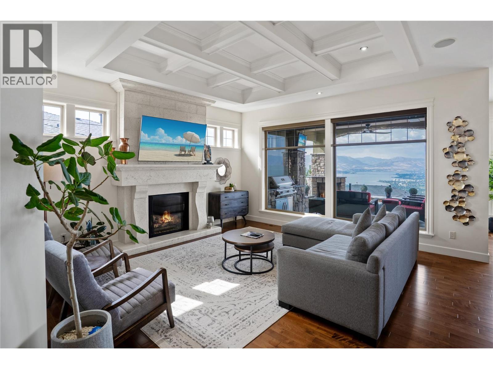 990 Hewetson Avenue - 4