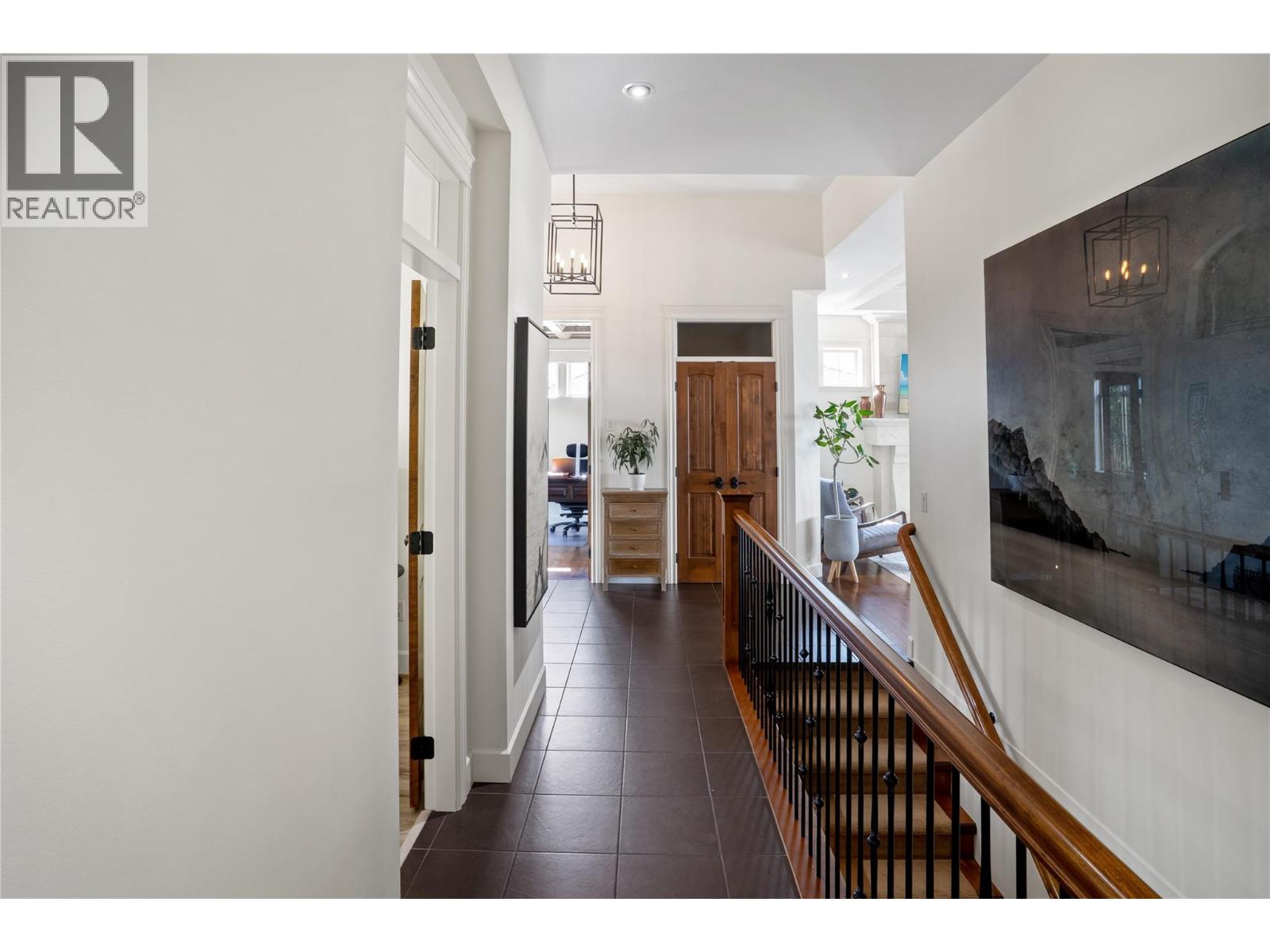  990 Hewetson Avenue, Kelowna