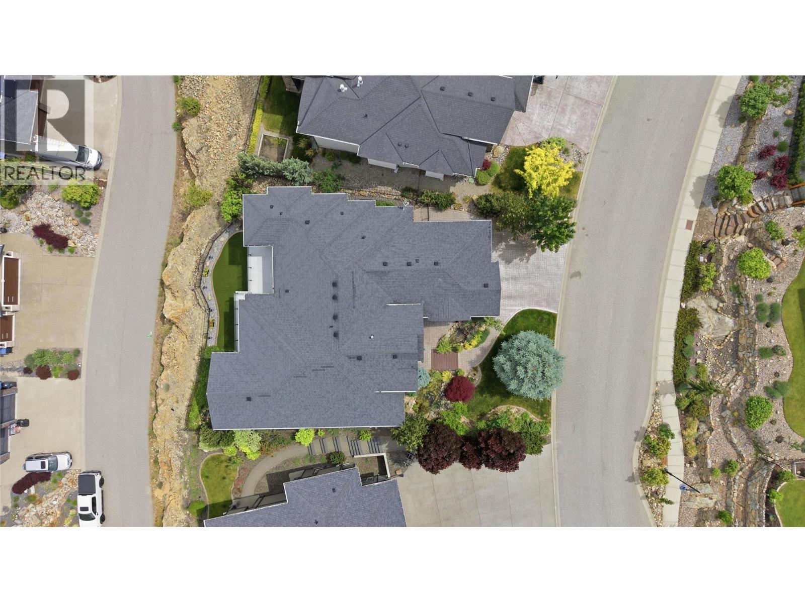  990 Hewetson Avenue, Kelowna