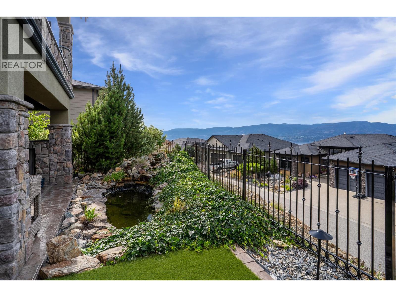  990 Hewetson Avenue, Kelowna