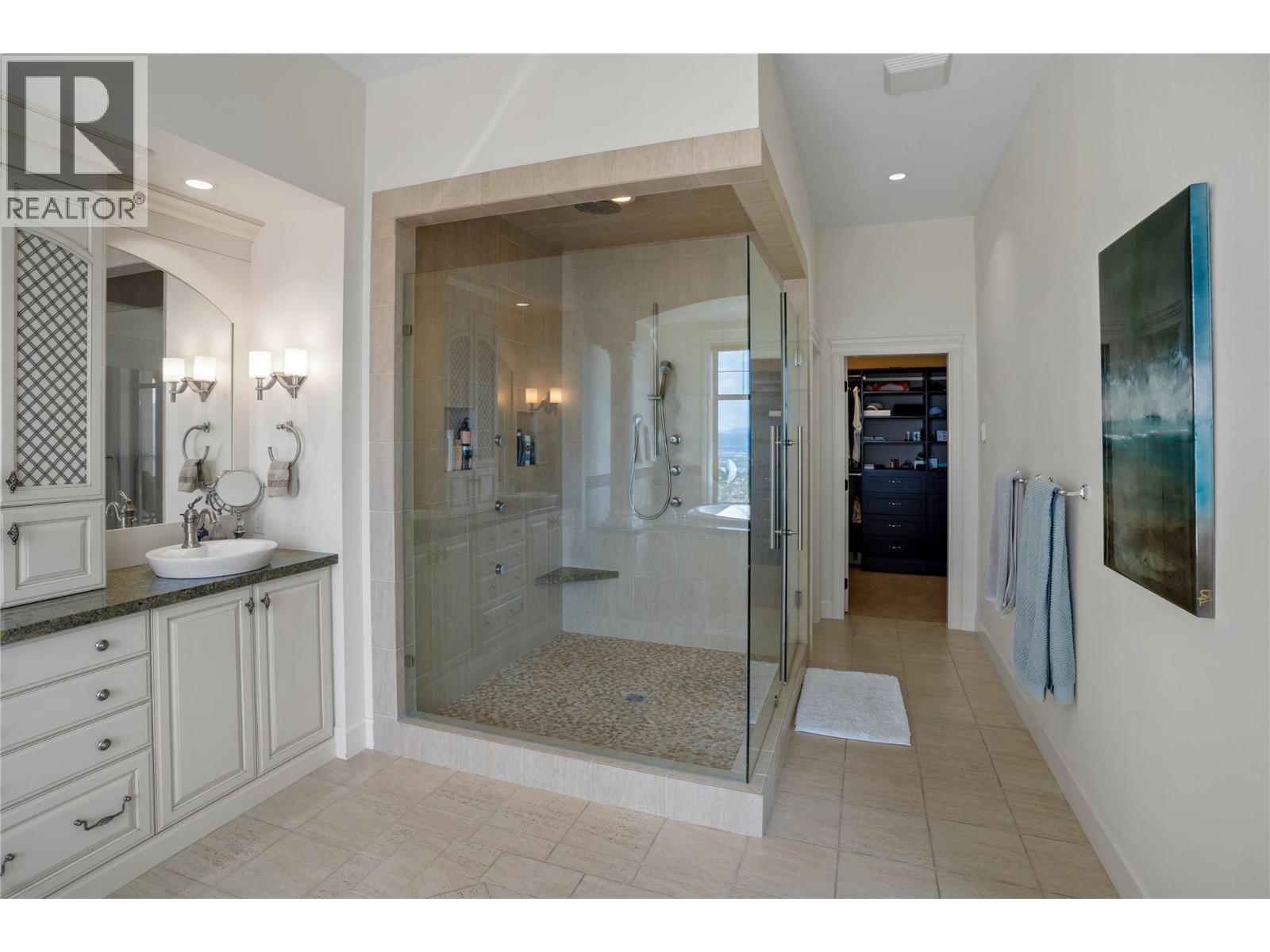 990 Hewetson Avenue - 17