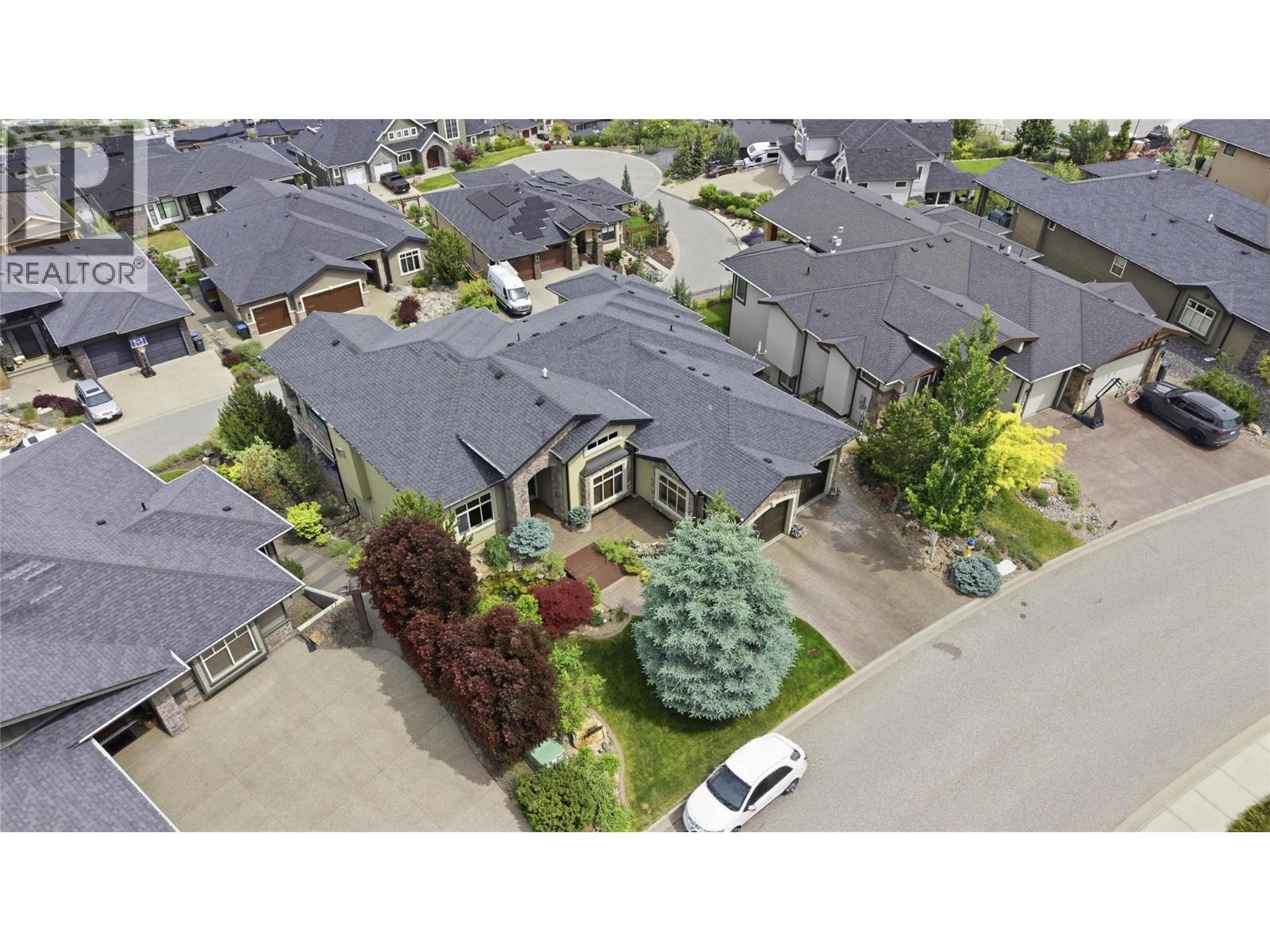 990 Hewetson Avenue - 50