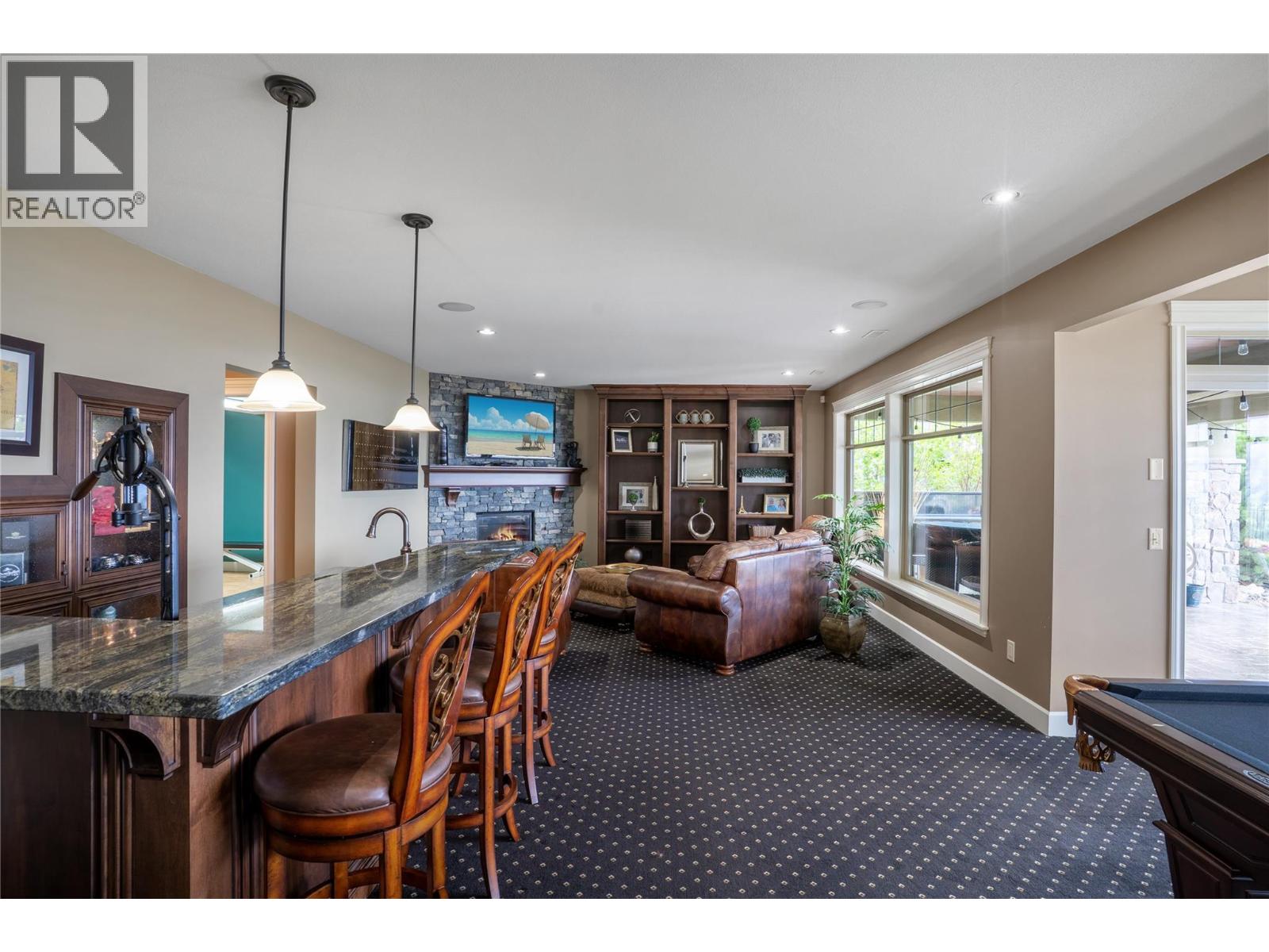  990 Hewetson Avenue, Kelowna