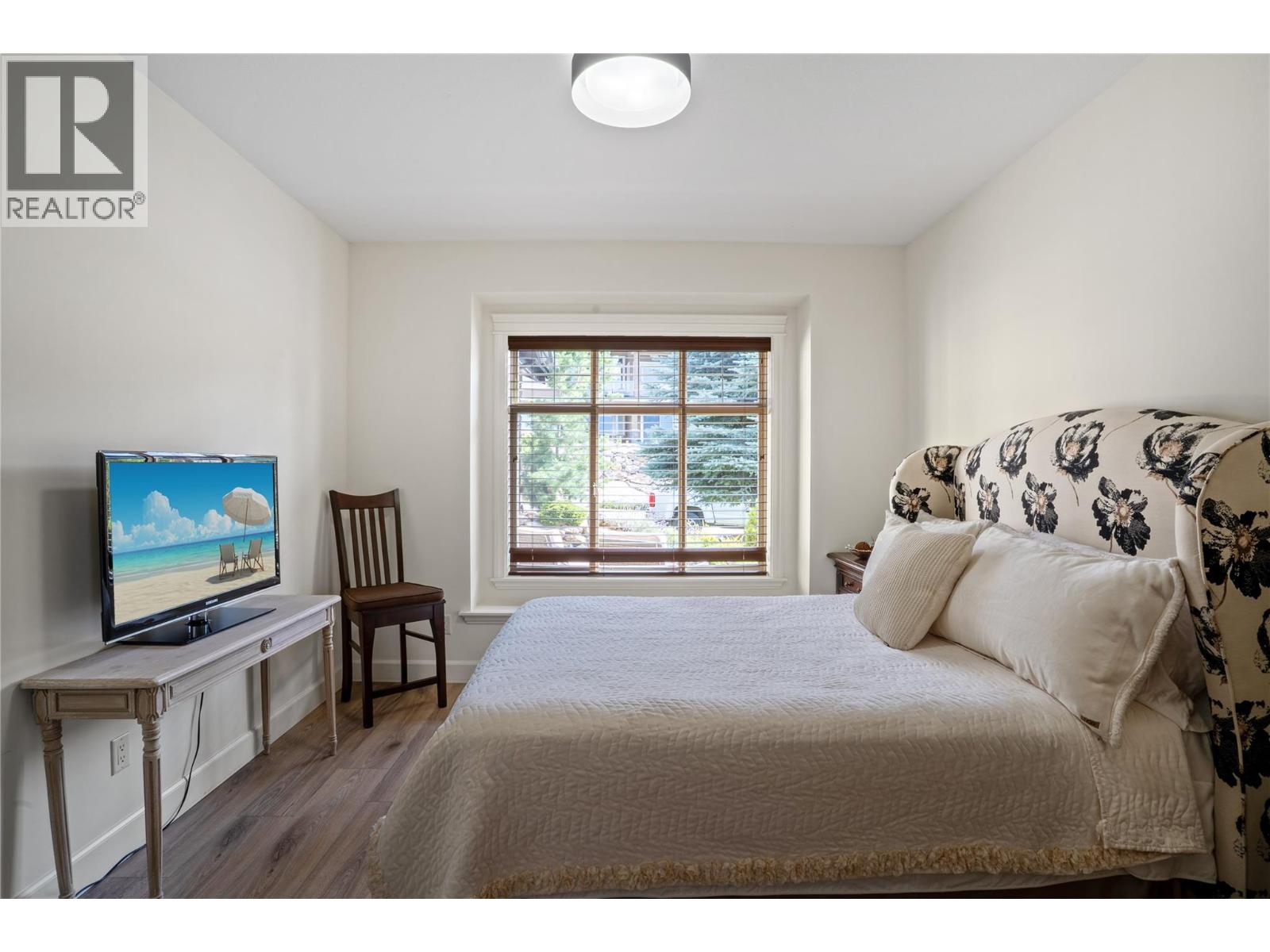  990 Hewetson Avenue, Kelowna