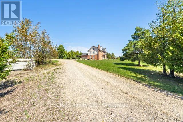 346195 15TH SIDE ROAD - 42