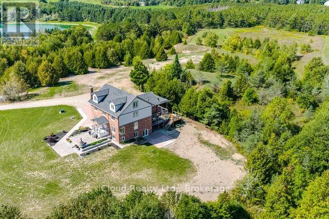 346195 15TH SIDE ROAD - 46