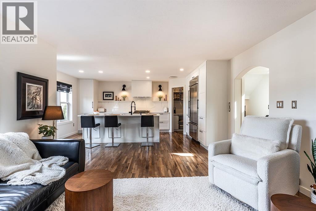 592 Hemingway Crescent NE - 14