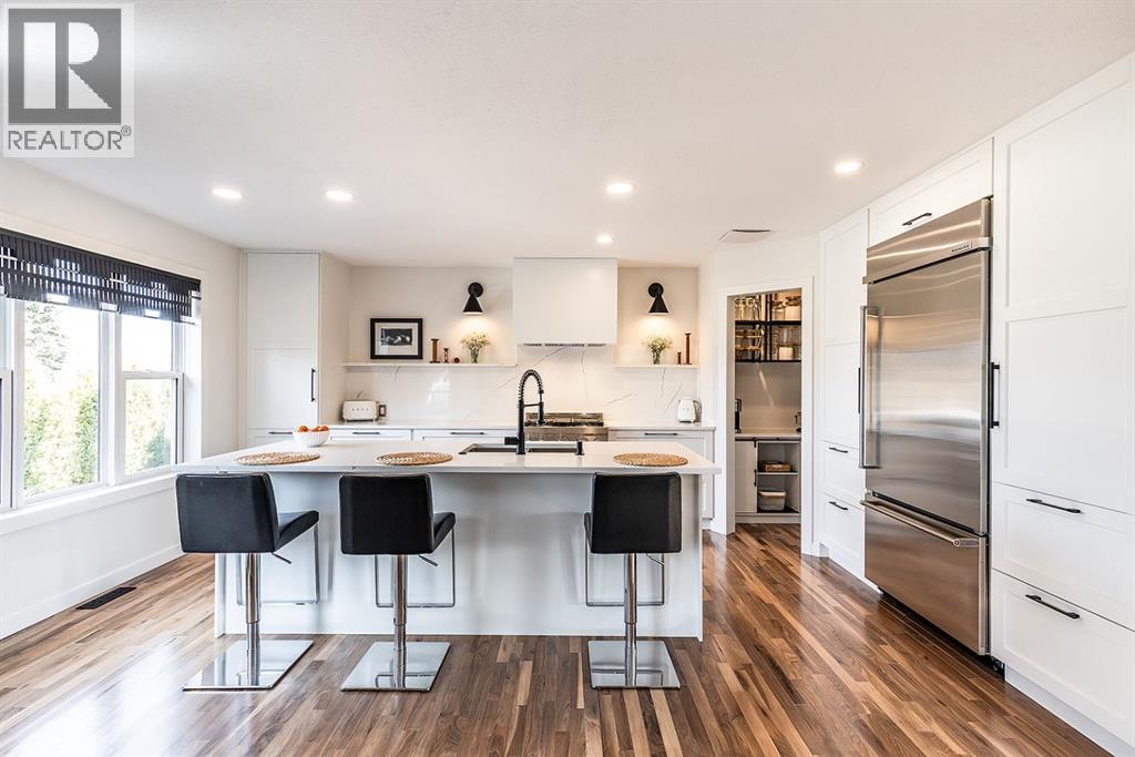 592 Hemingway Crescent NE - 15