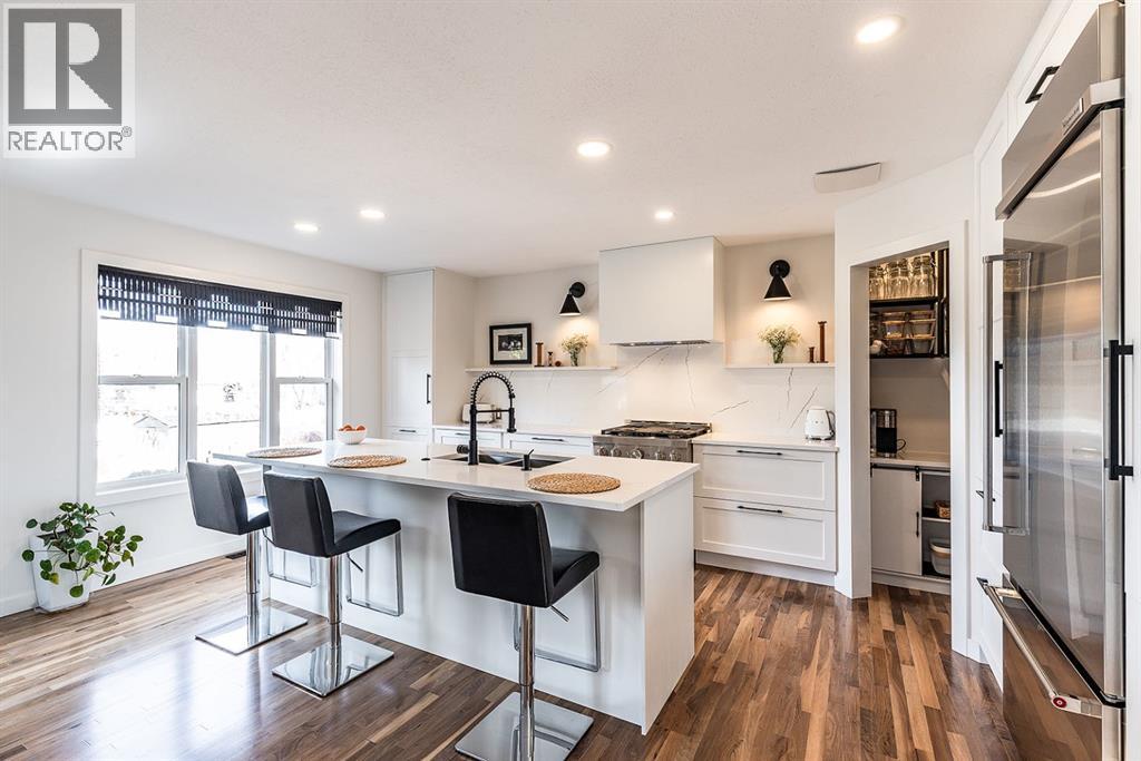592 Hemingway Crescent NE - 16
