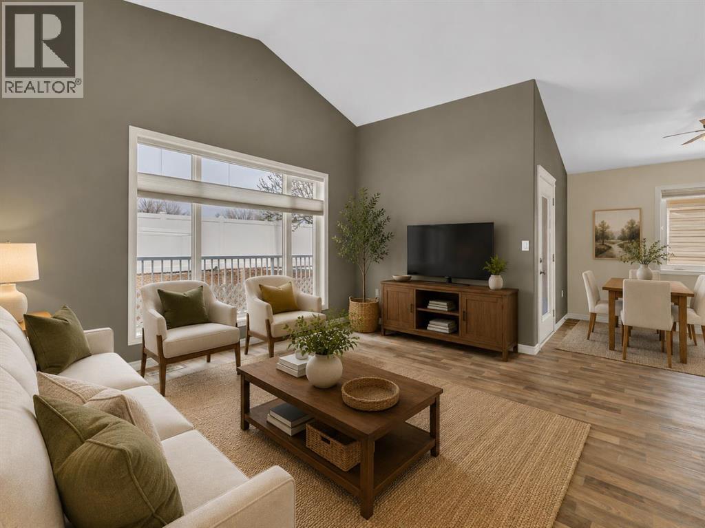 74 Chartwell Place SE - 10