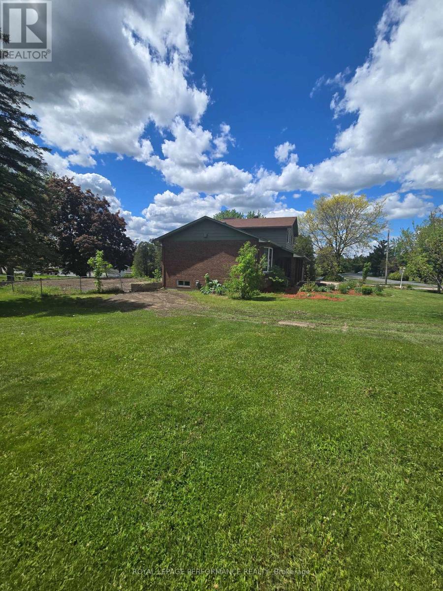 3494 MARYDALE AVENUE - 23