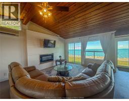 91 Marentette Beach Road, Leamington, ON N8H3V7 Photo 12