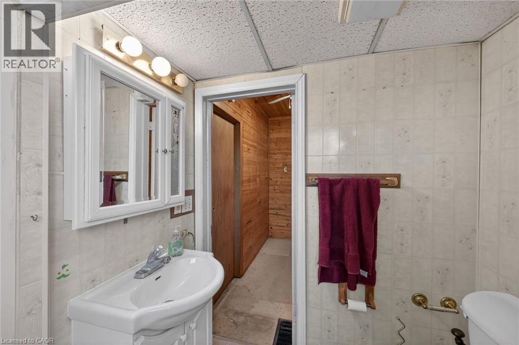 13 BRANT Street - 29