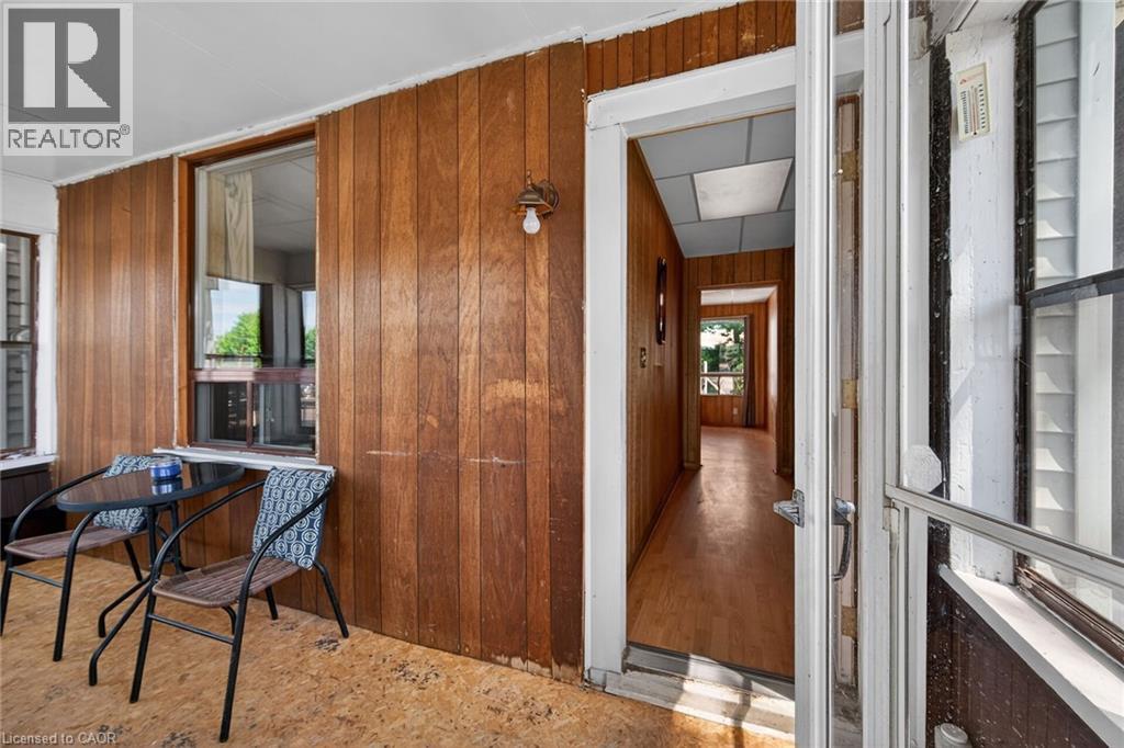 13 BRANT Street - 4