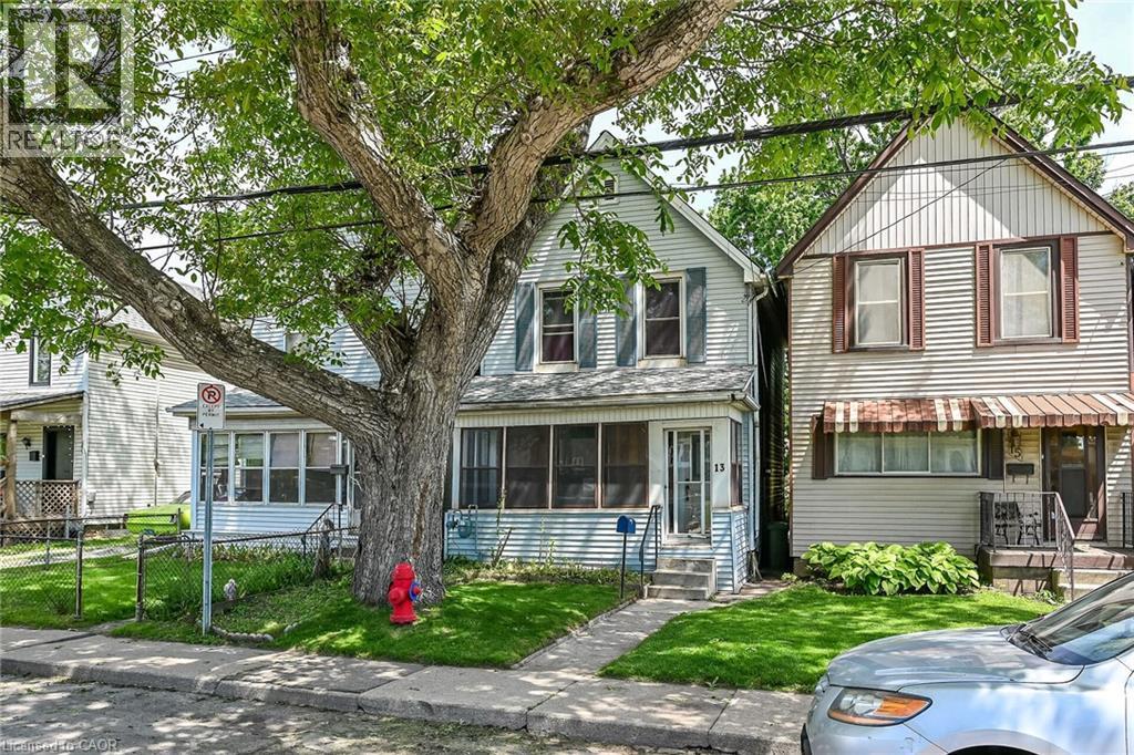 13 BRANT Street - 45
