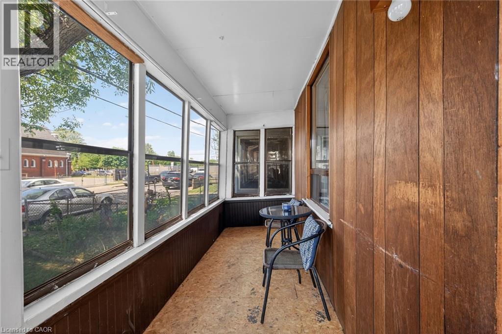 13 BRANT Street - 5