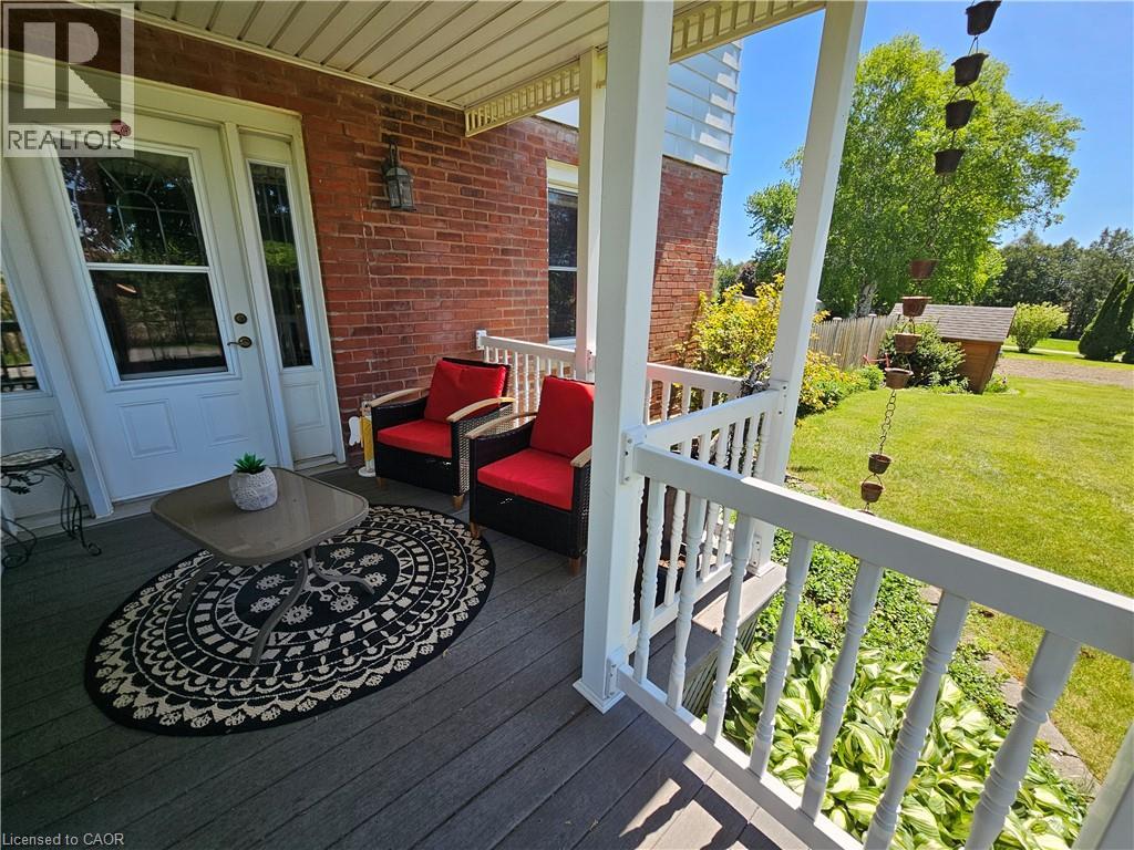 5-bedroom home for sale at 960 WINDHAM EAST QUARTER LINE Road, Simcoe ON · photo 8 of 51