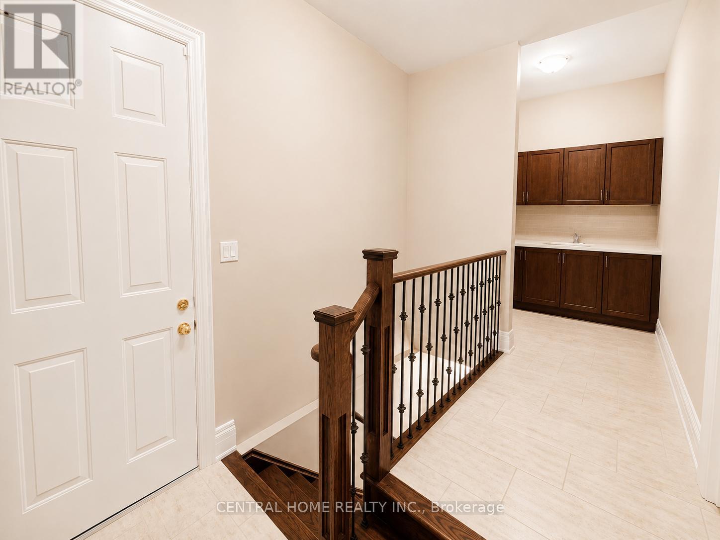33 JAMES STOKES COURT - 32