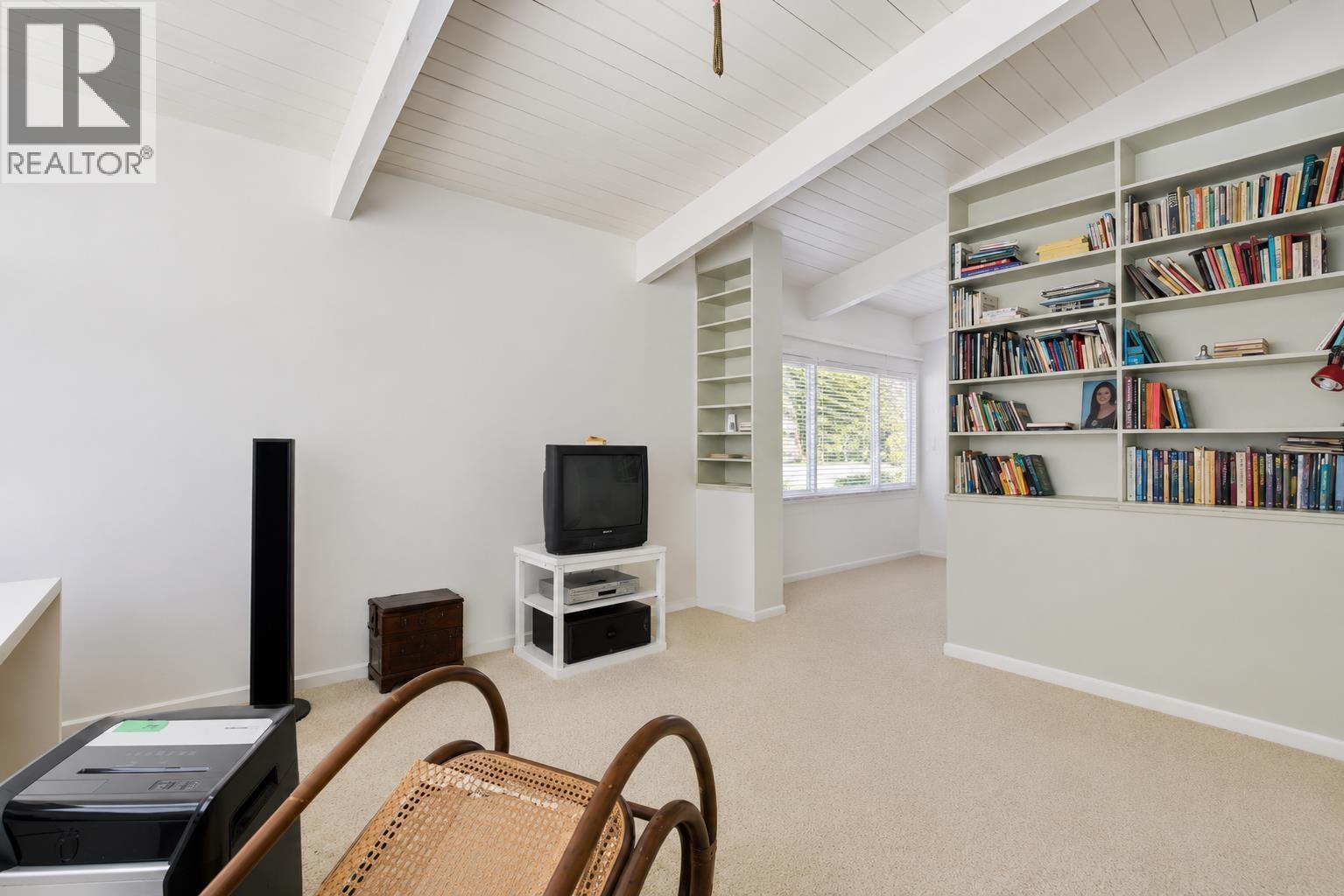 195 NORMANBY CRESCENT, West Vancouver
