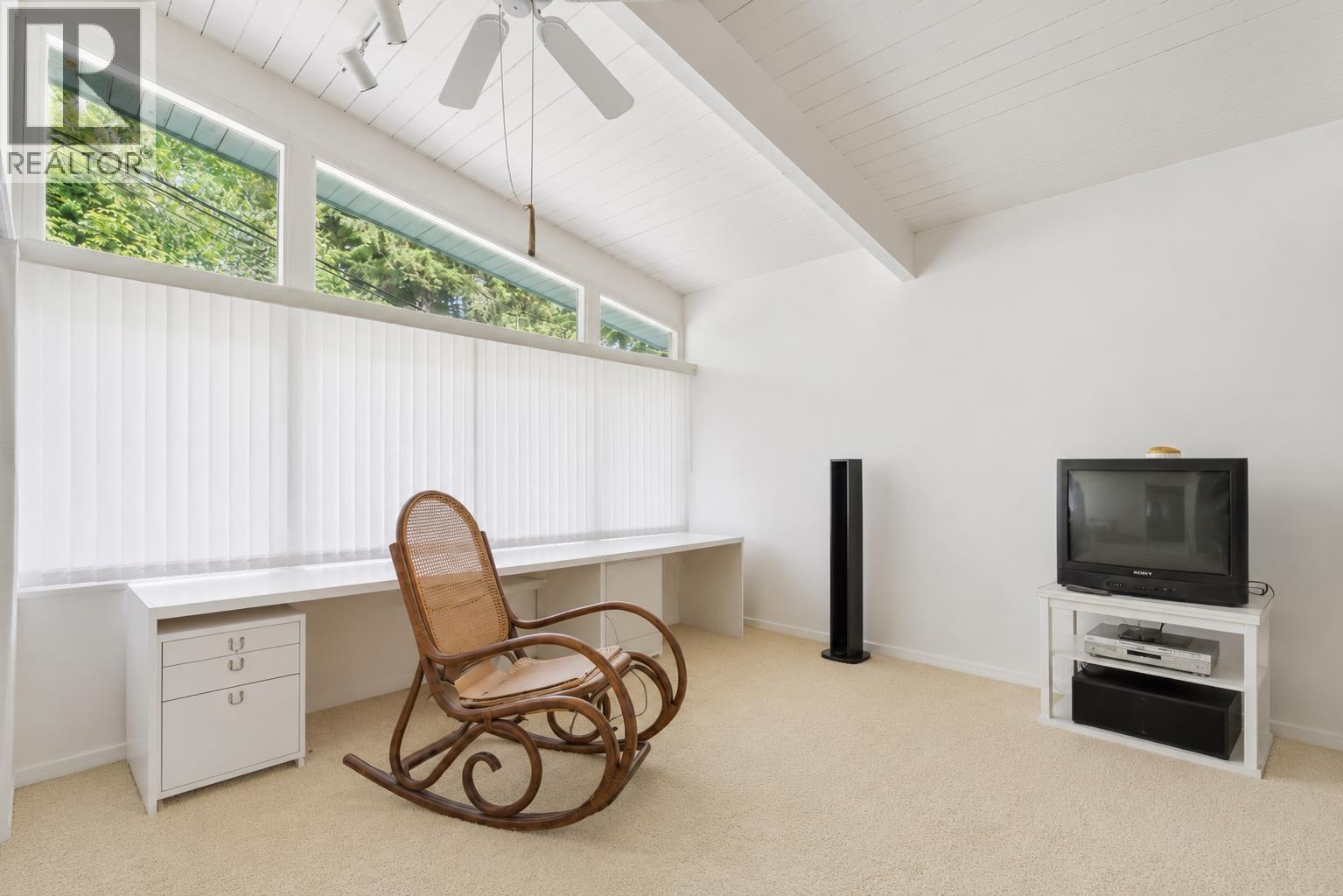 195 NORMANBY CRESCENT, West Vancouver