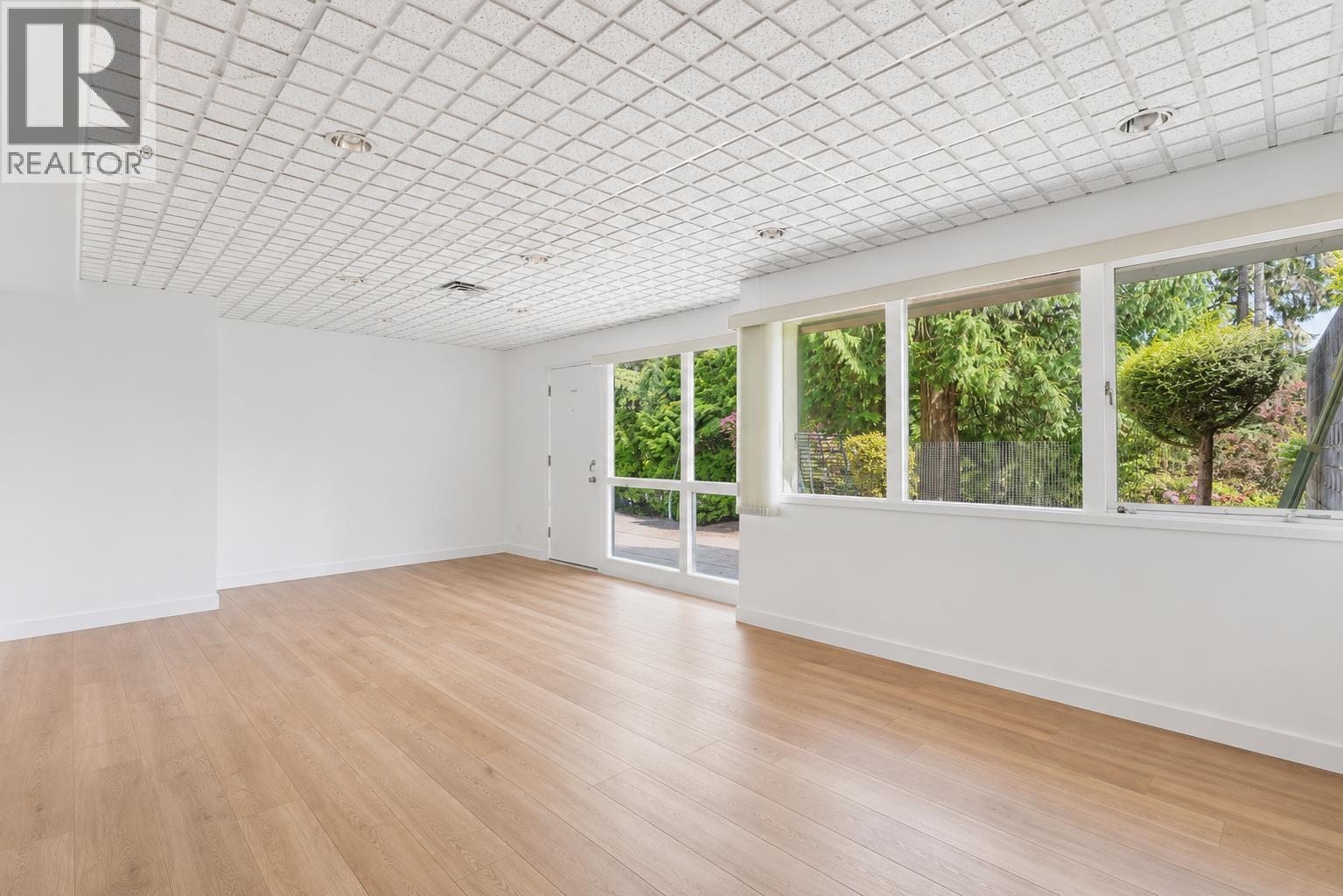 195 NORMANBY CRESCENT, West Vancouver