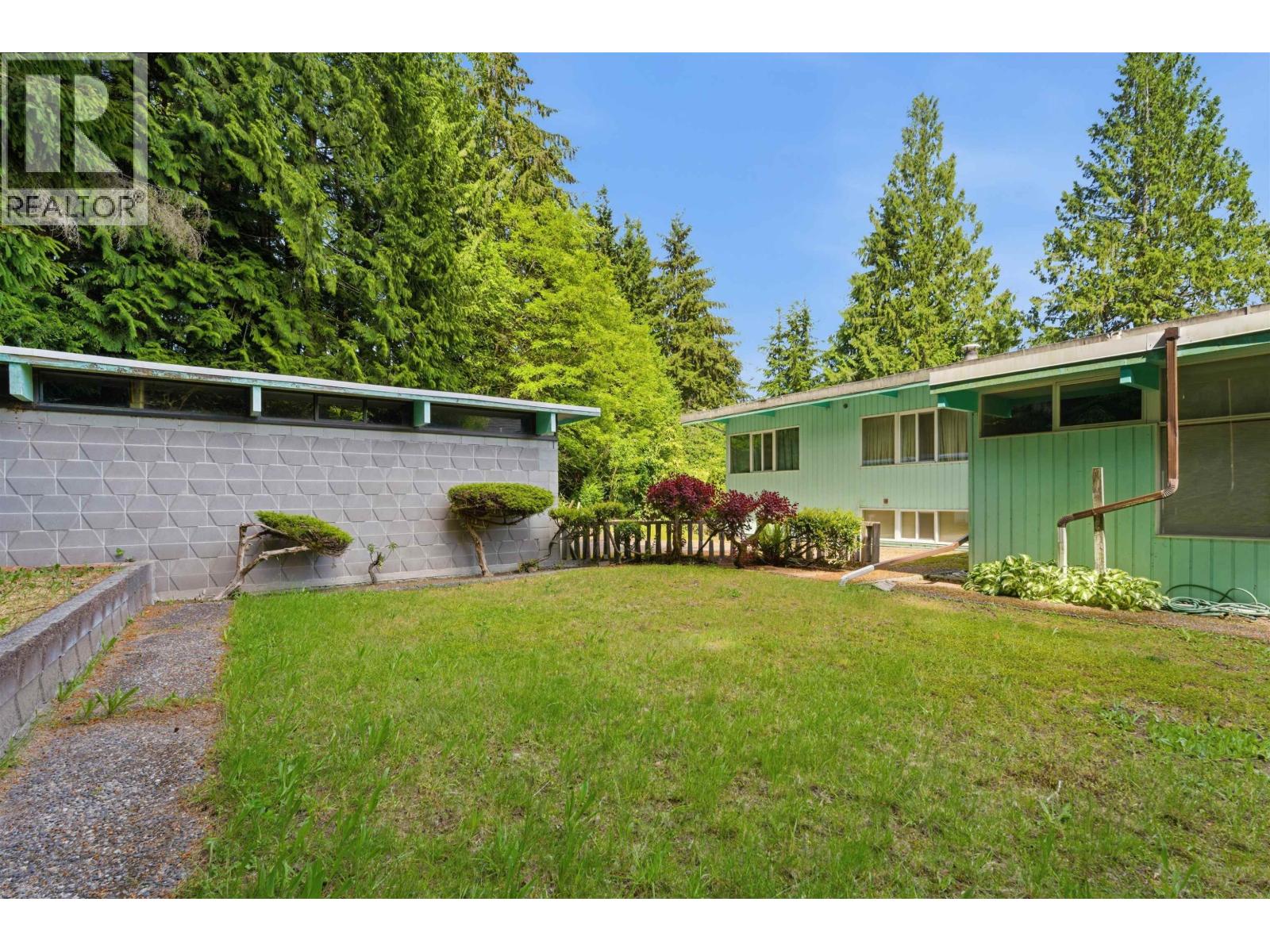 195 NORMANBY CRESCENT, West Vancouver